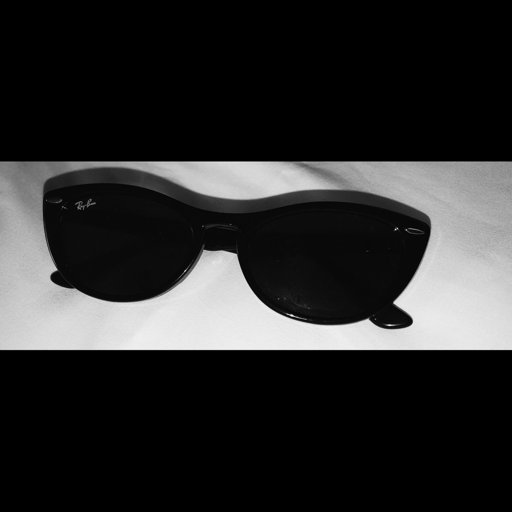 black ray bans brand new